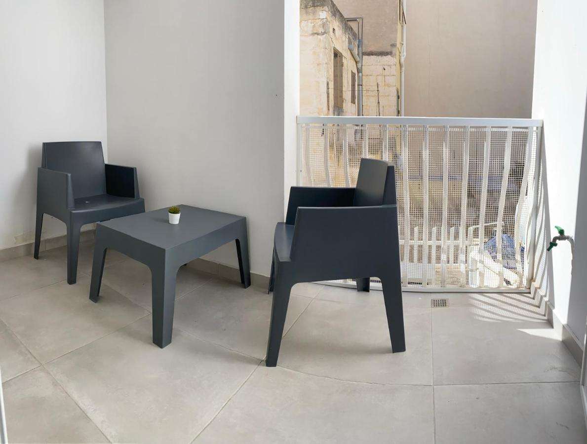 Seaside Apartment In Gzira Extérieur photo